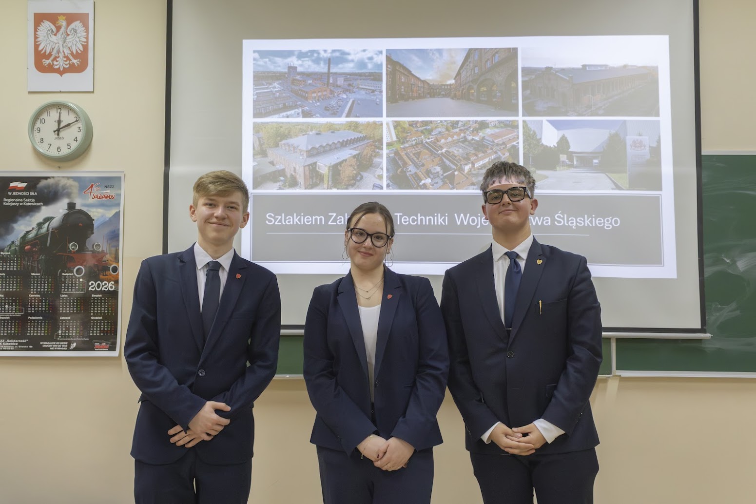 Uczennica i uczniowie, którzy przygotowali sesję