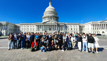 Uczniowie przy Kapitolu