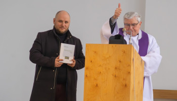 katecheta i ksiądz rekolekcjonista 