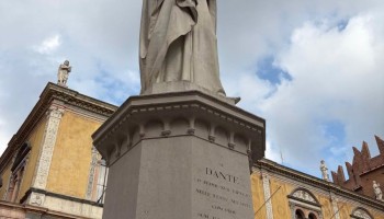 Pomnik A. Dantego