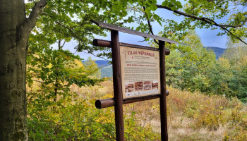 Tablica informacyjna - szlak wspomnień