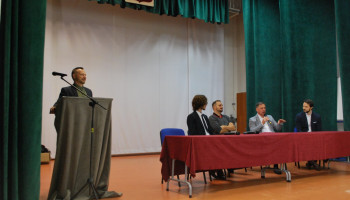 debata, głos kolejnego gościa